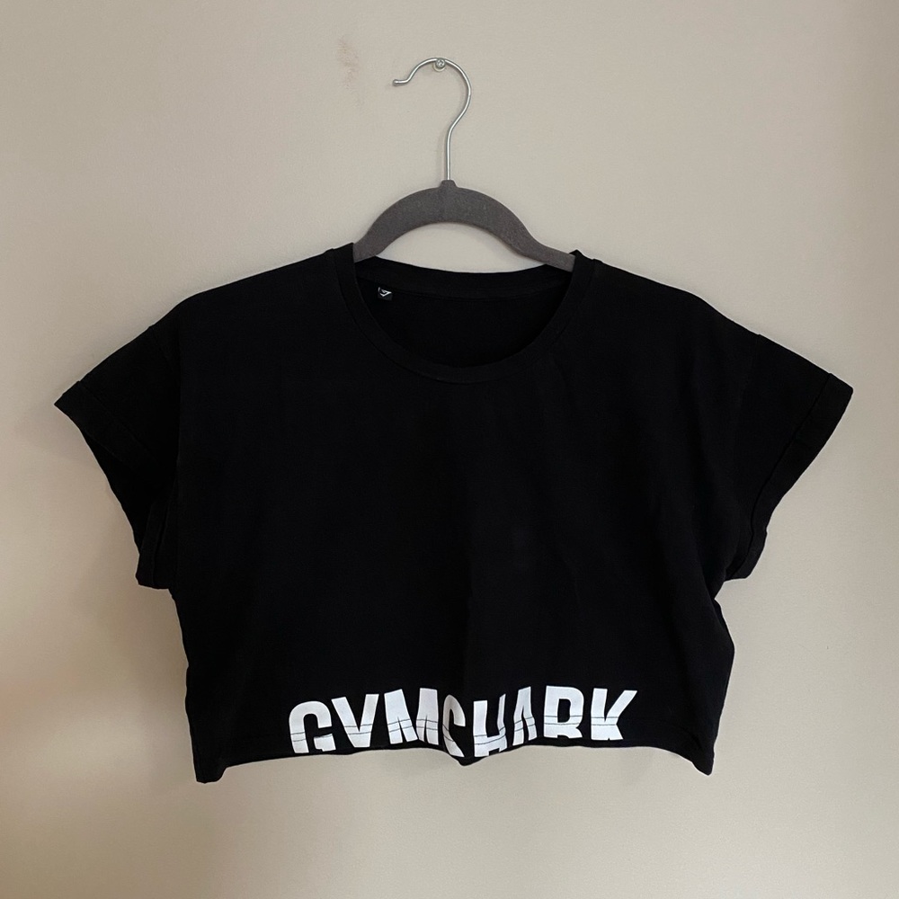 Gymshark crop top, size M